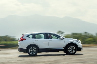 Honda Việt Nam công bố giá bán lẻ đề xuất chính thức CR-V thế hệ thứ 5 hoàn toàn mới